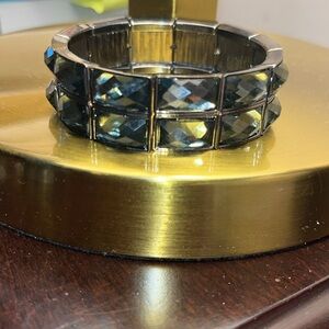 1928 Stretch Bracelet NWT vintage grey